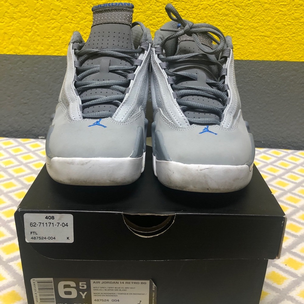 Jordan 14 “Wolf Gray” GS size 6.5.